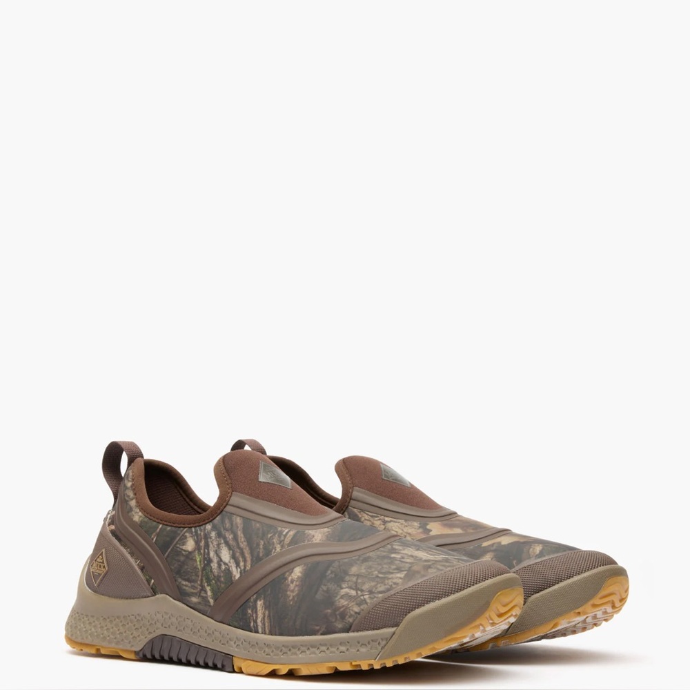 NIB Muck Boot Men's Outscape Low Waterproof Shoes Mossy Oak Country DNA Size 9